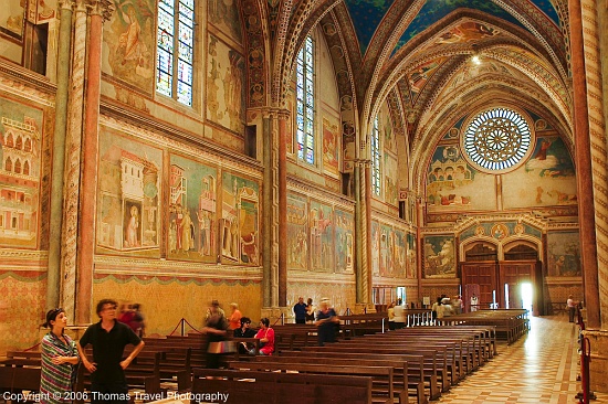 Assisi-The-Frescoes-in-the-Basilica-of-St-Francis
